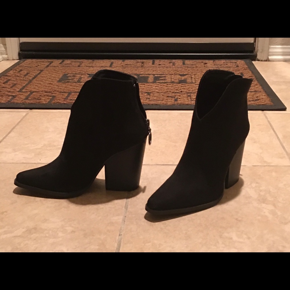 Ankle boots